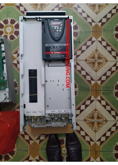 ĐẠI QUANG-CUNG CẤP BIẾN TẦN TOSHIBA
